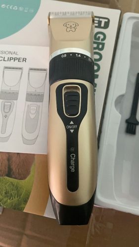 Click to view full screen Rechargeable PetPro™ Grooming Kit photo review