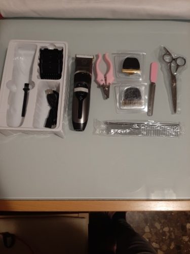 Click to view full screen Rechargeable PetPro™ Grooming Kit photo review