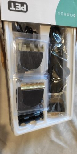 Click to view full screen Rechargeable PetPro™ Grooming Kit photo review