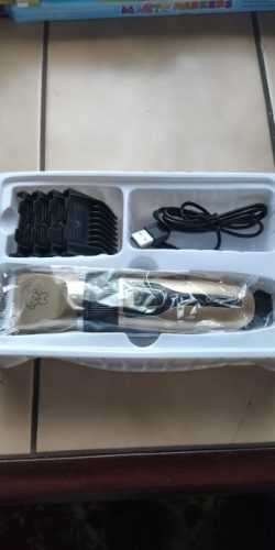 Click to view full screen Rechargeable PetPro™ Grooming Kit photo review