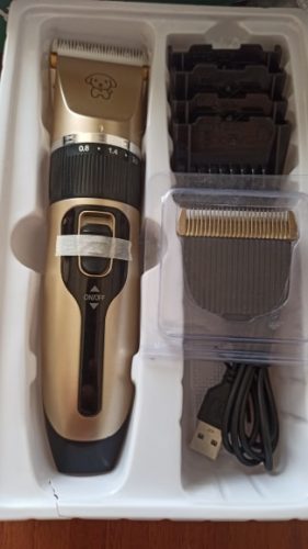Click to view full screen Rechargeable PetPro™ Grooming Kit photo review